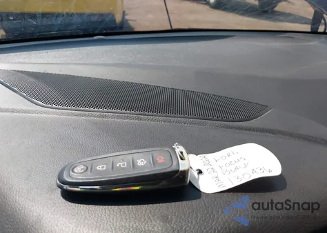 2018 Ford Focus Titanium from USA, damaged, VIN 1FADP3N27JL208553